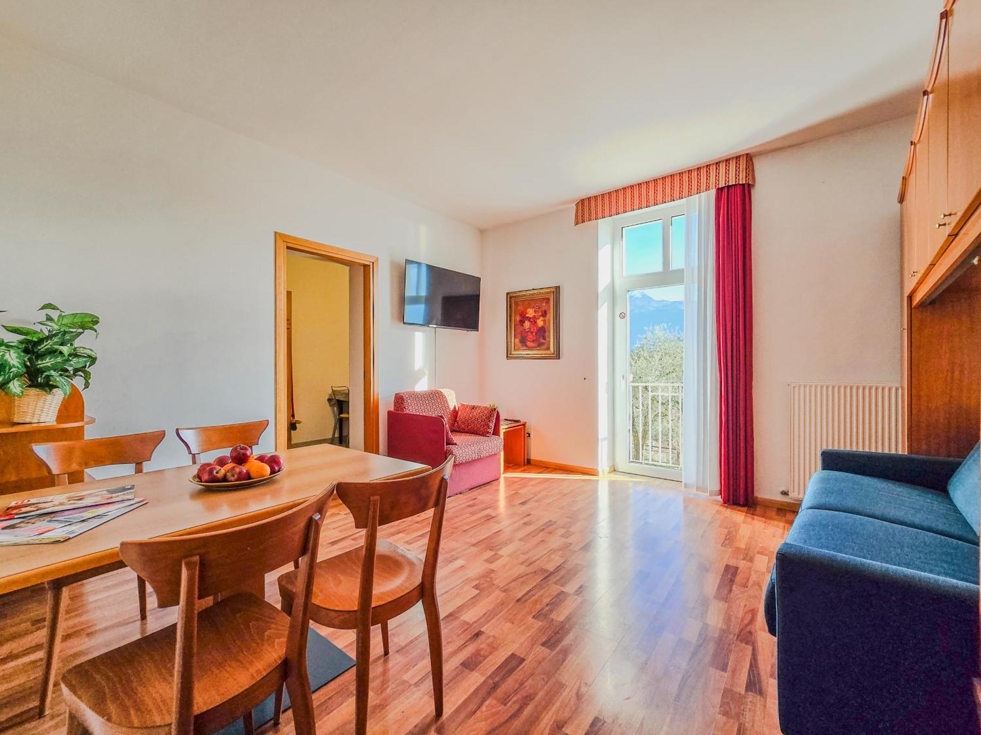 Aparthotel Englovacanze Riva del Garda Kültér fotó